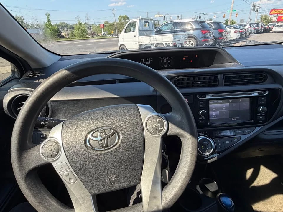 2015 Toyota Prius - Image 11 of 11