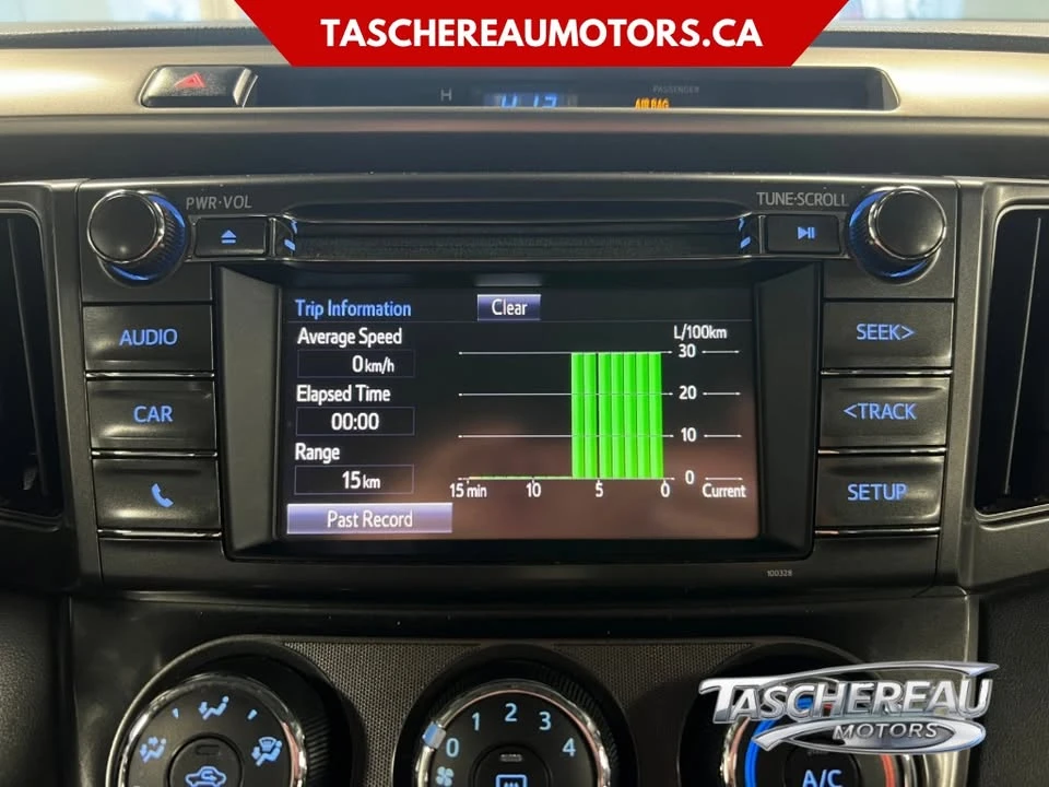 2015 Toyota RAV4 - Image 14 of 19