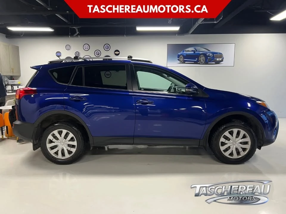 2015 Toyota RAV4 - Image 4 of 19