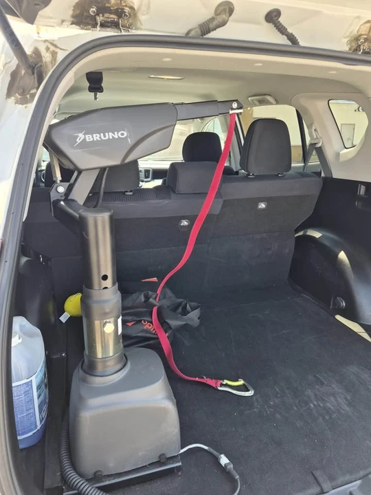 2015 Toyota RAV4 4th Gen - Image 7 of 8