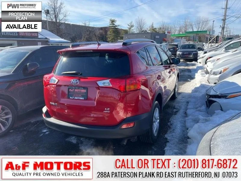 2015 Toyota RAV4 4th Gen - Image 6 of 12