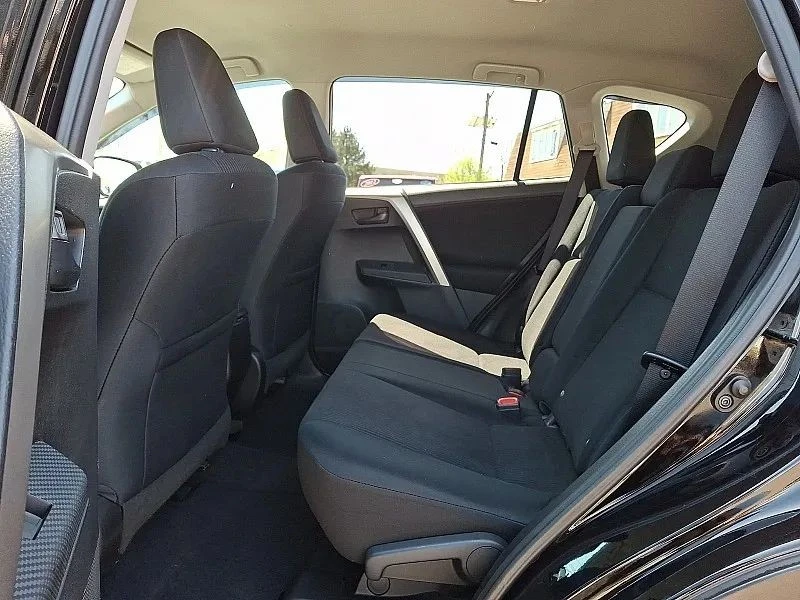 2015 Toyota RAV4 4th Gen - Image 11 of 12