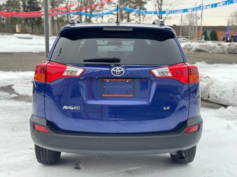 2015 Toyota RAV4 4th Gen - Image 4 of 12