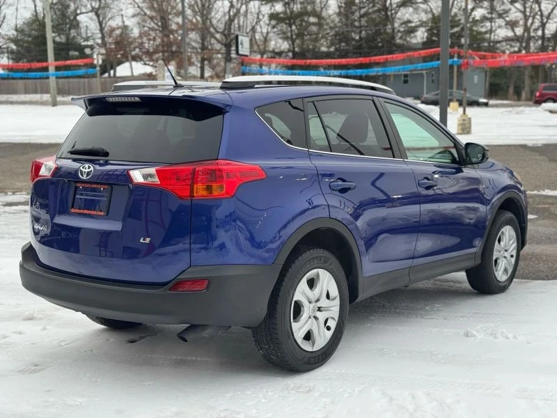 2015 Toyota RAV4 4th Gen - Image 5 of 12