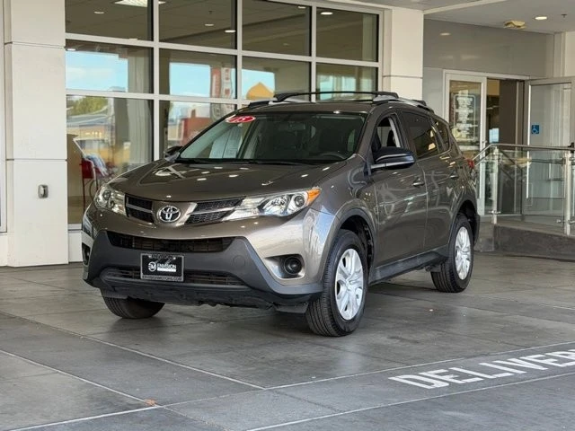 2015 Toyota RAV4 4th Gen - Image 2 of 21