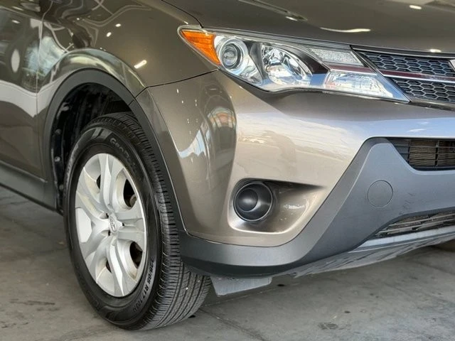 2015 Toyota RAV4 4th Gen - Image 8 of 21