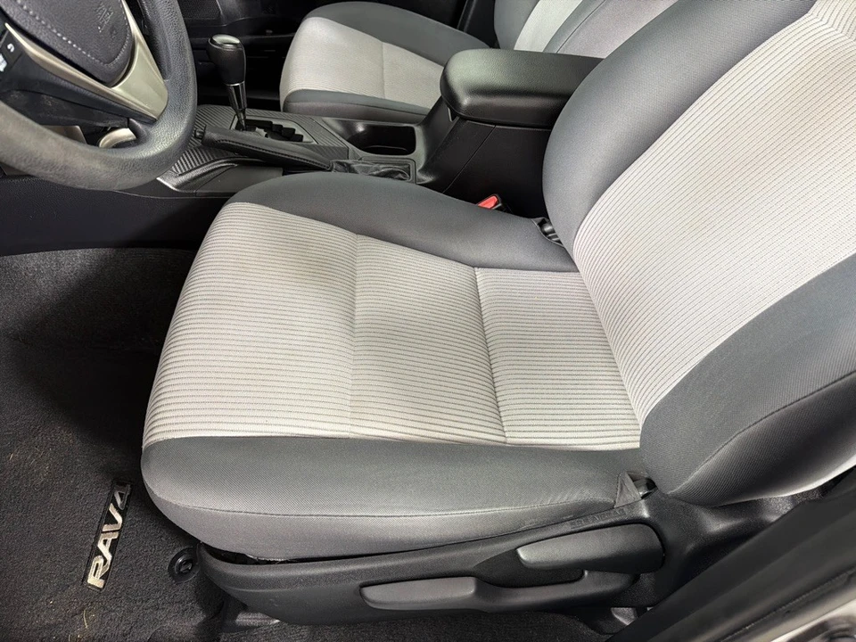 2015 Toyota RAV4 4th Gen - Image 11 of 21