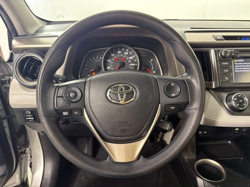 2015 Toyota RAV4 4th Gen - Image 14 of 21