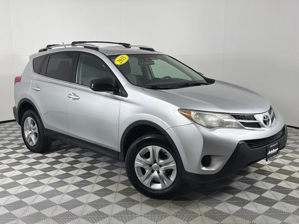 2015 Toyota RAV4 4th Gen - Image 2 of 21