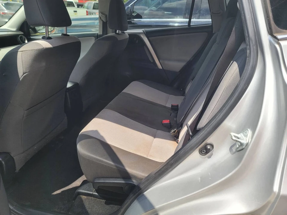 2015 Toyota RAV4 4th Gen - Image 14 of 14