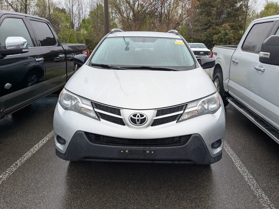 2015 Toyota RAV4 4th Gen - Image 2 of 3