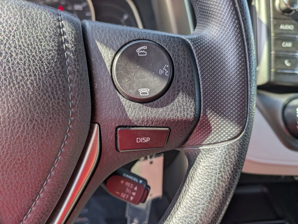 2015 Toyota RAV4 4th Gen - Image 19 of 21
