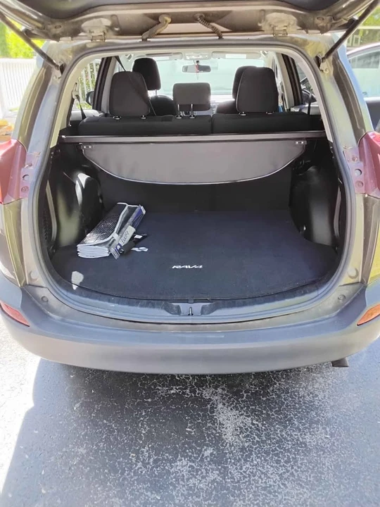 2015 Toyota RAV4 4th Gen - Image 7 of 9