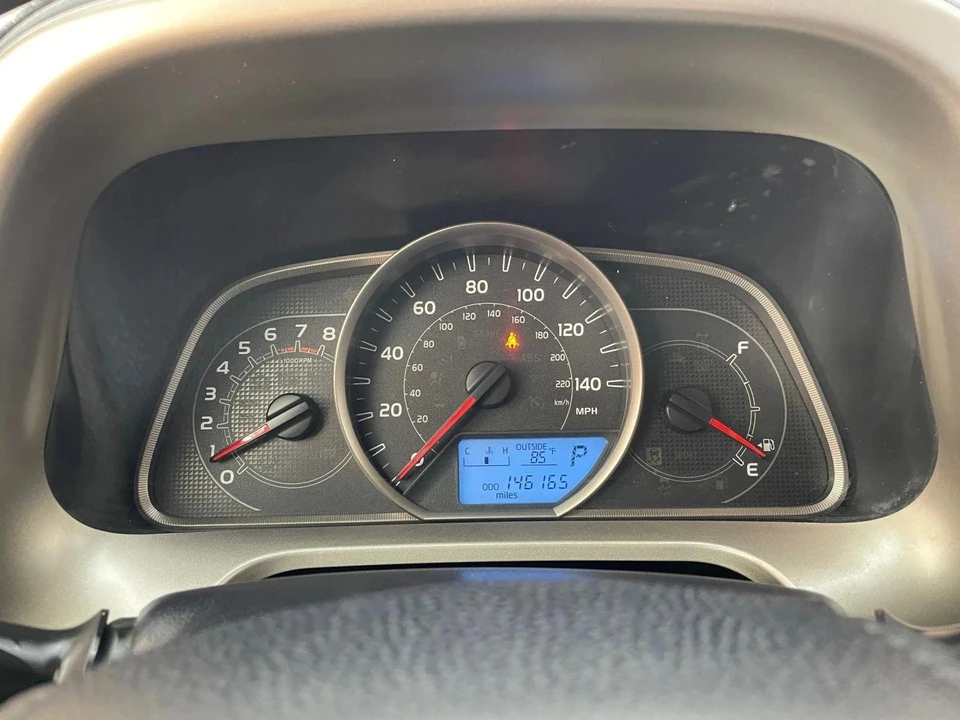 2015 Toyota RAV4 4th Gen - Image 19 of 21