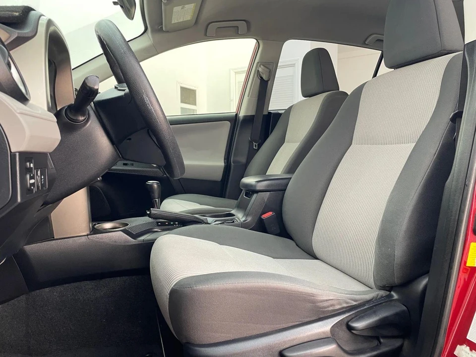 2015 Toyota RAV4 4th Gen - Image 12 of 21