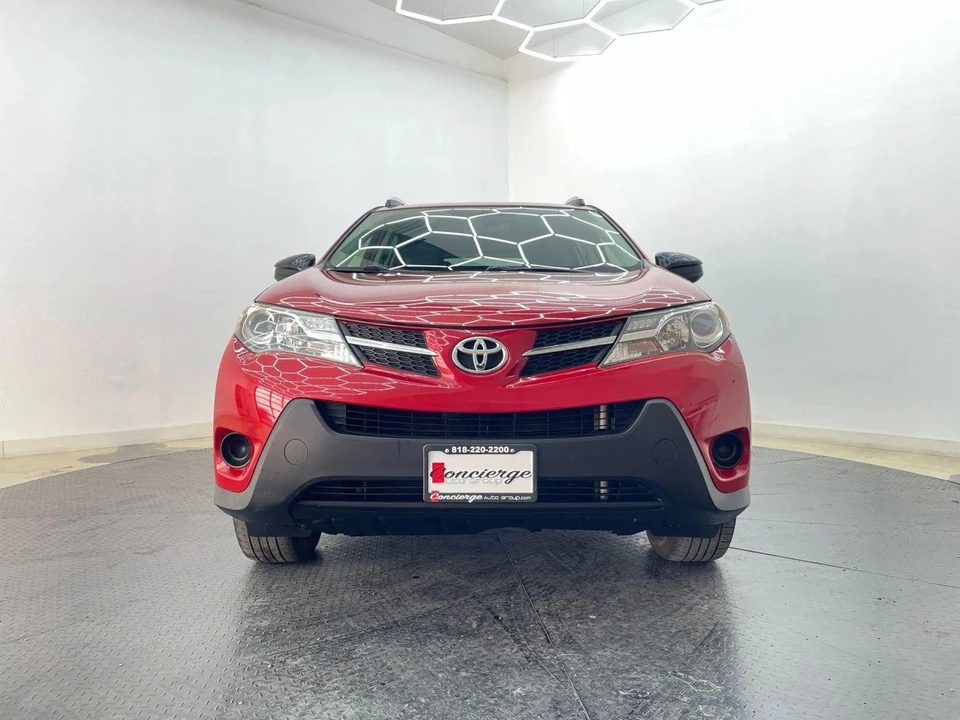 2015 Toyota RAV4 4th Gen - Image 3 of 21