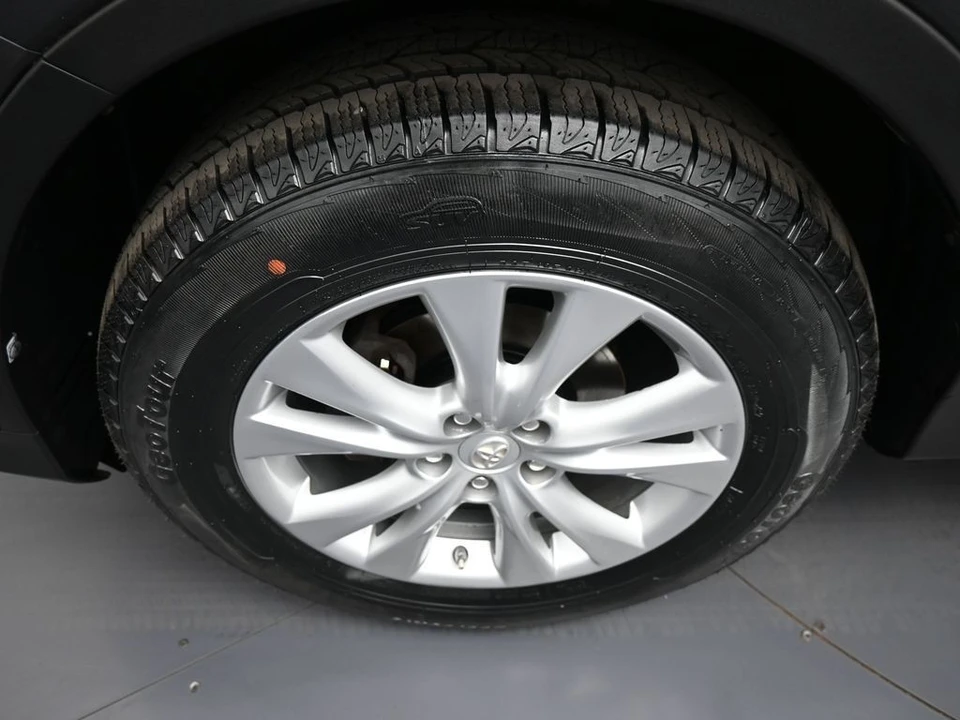 2015 Toyota RAV4 4th Gen - Image 14 of 21