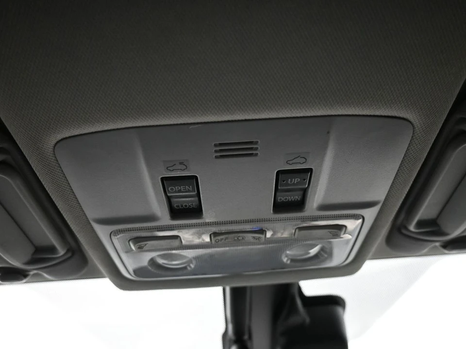 2015 Toyota RAV4 4th Gen - Image 17 of 21