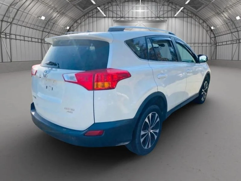 2015 Toyota RAV4 4th Gen - Image 5 of 12