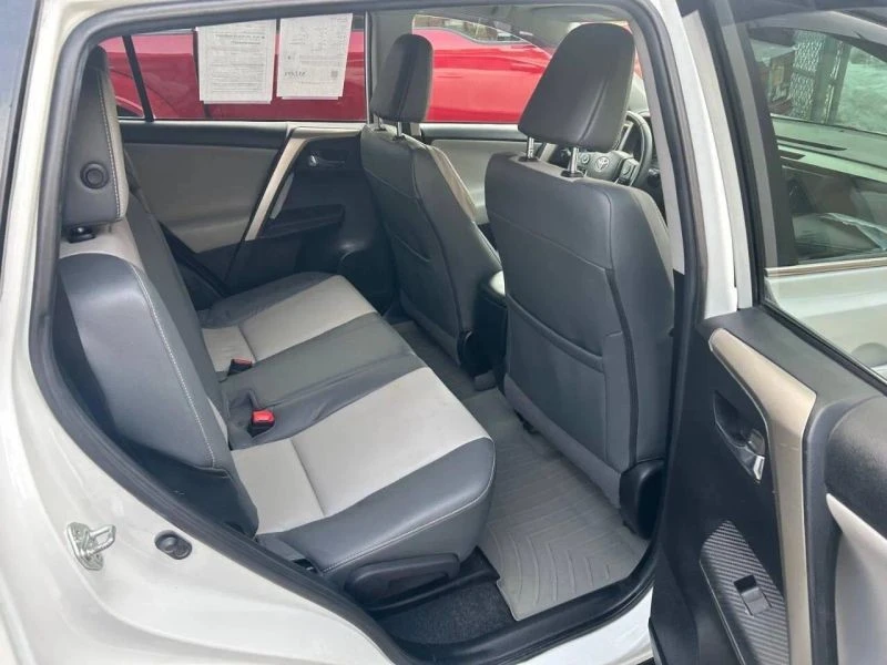 2015 Toyota RAV4 4th Gen - Image 11 of 12