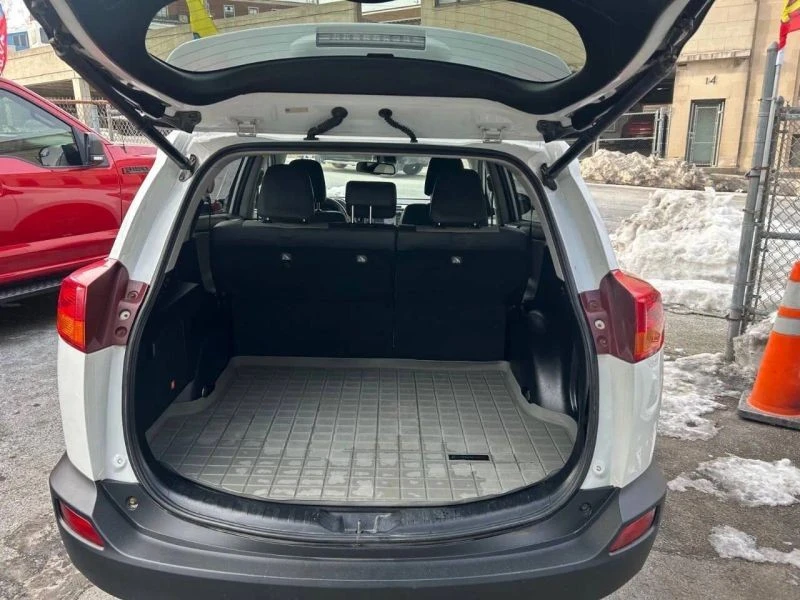 2015 Toyota RAV4 4th Gen - Image 10 of 12