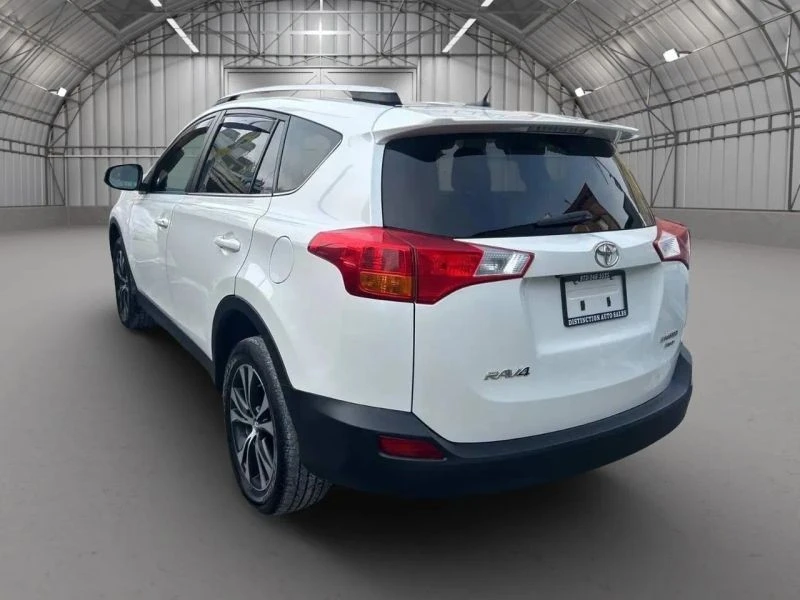 2015 Toyota RAV4 4th Gen - Image 5 of 12
