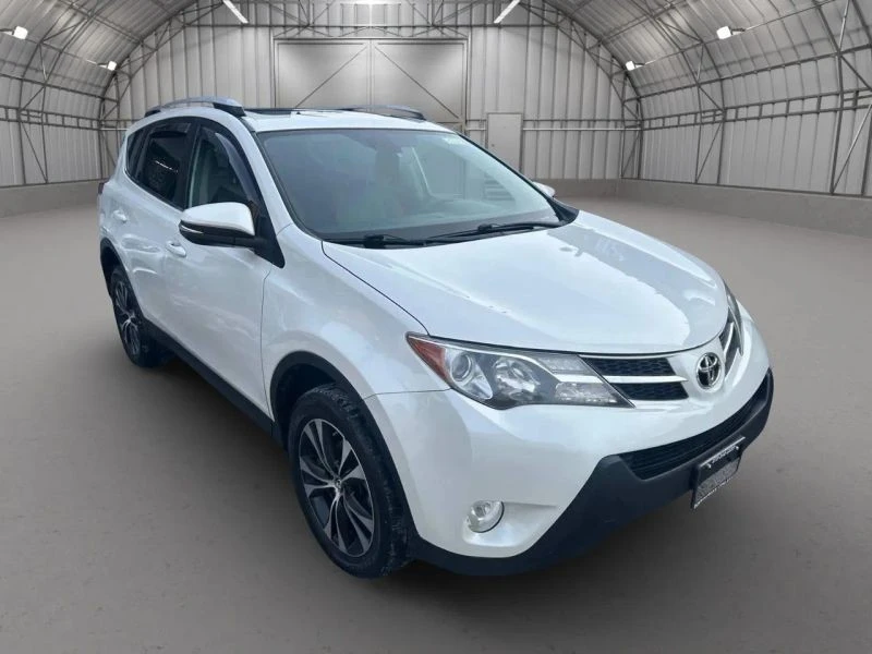 2015 Toyota RAV4 4th Gen - Image 7 of 12