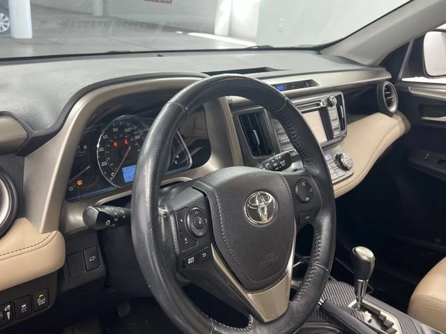 2015 Toyota RAV4 4th Gen - Image 10 of 11
