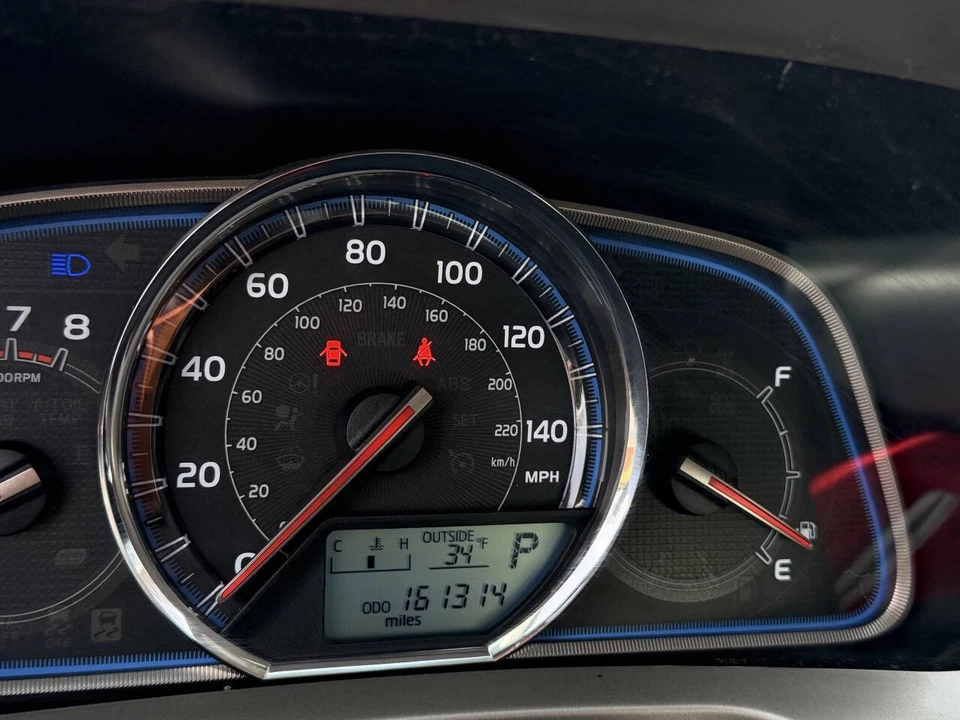 2015 Toyota RAV4 4th Gen - Image 17 of 17