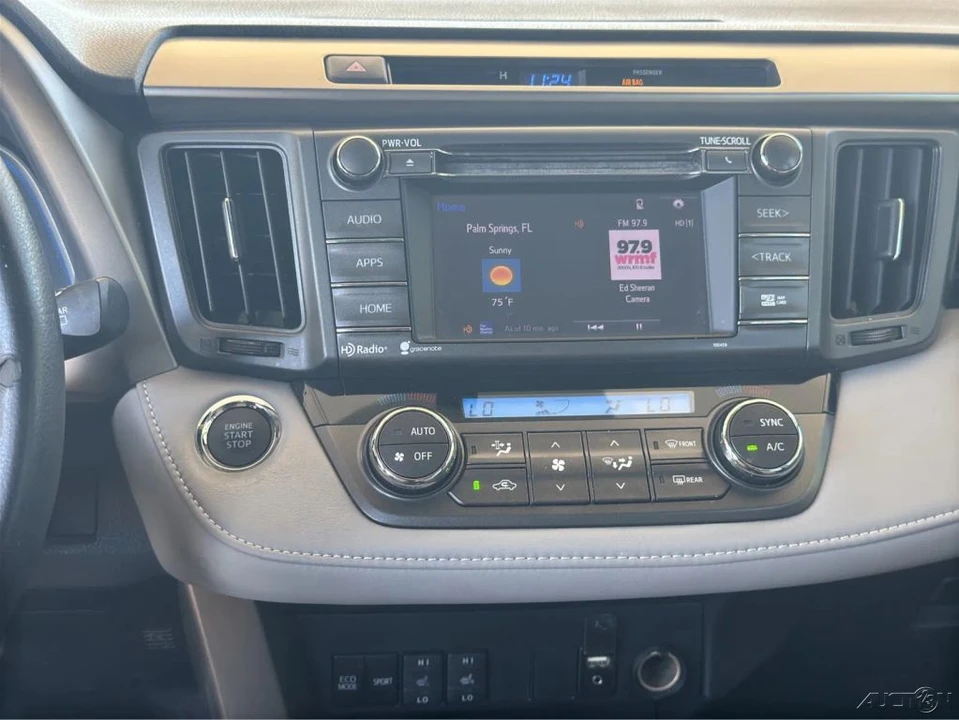 2015 Toyota RAV4 4th Gen - Image 17 of 21