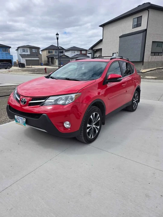 2015 Toyota RAV4 4th Gen - Image 2 of 13
