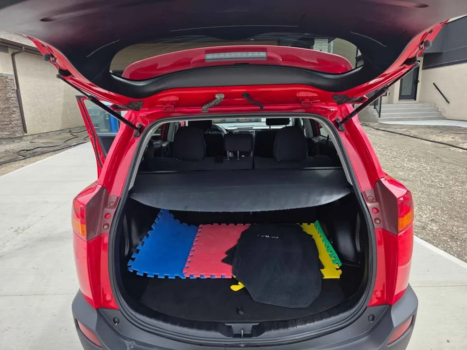 2015 Toyota RAV4 4th Gen - Image 13 of 13