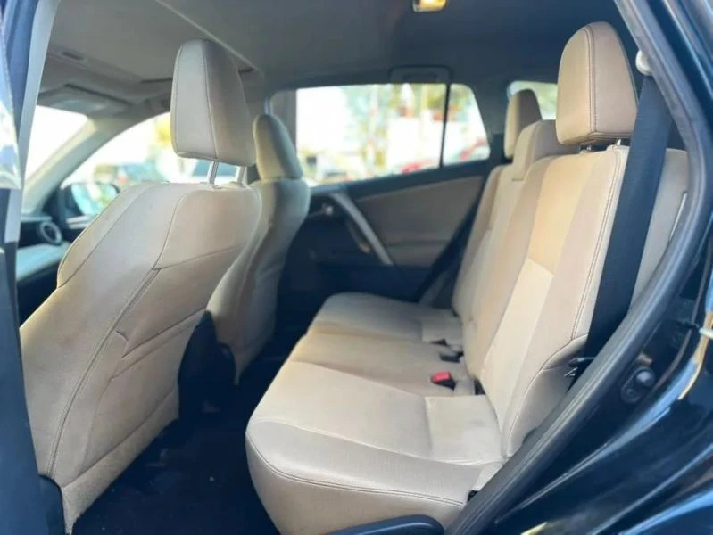 2015 Toyota RAV4 4th Gen - Image 10 of 12