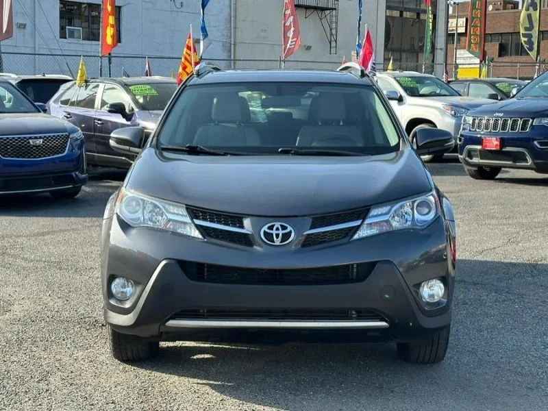 2015 Toyota RAV4 4th Gen - Image 2 of 12