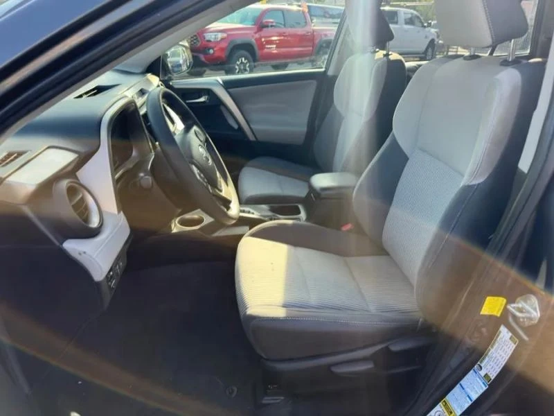 2015 Toyota RAV4 4th Gen - Image 10 of 12