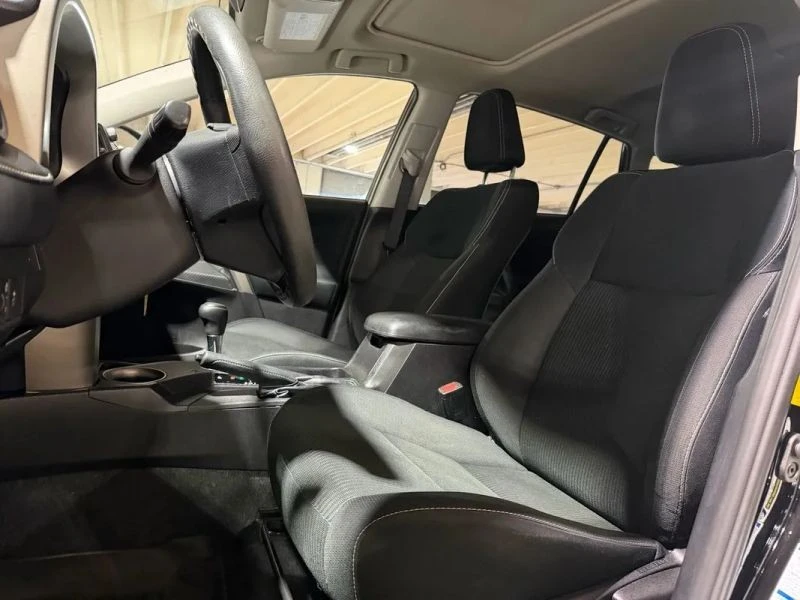 2015 Toyota RAV4 4th Gen - Image 9 of 12