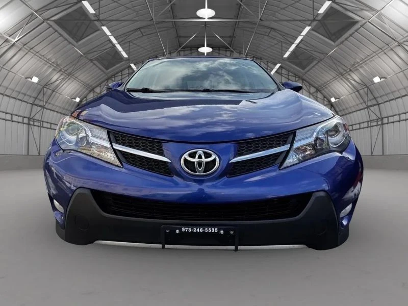 2015 Toyota RAV4 4th Gen - Image 7 of 12