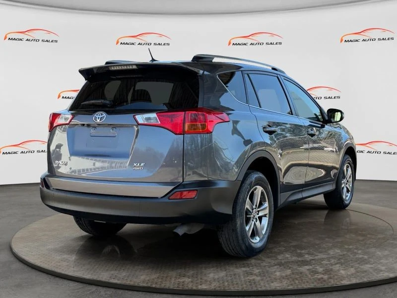2015 Toyota RAV4 4th Gen - Image 8 of 12