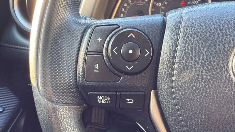 2015 Toyota RAV4 4th Gen - Image 12 of 12