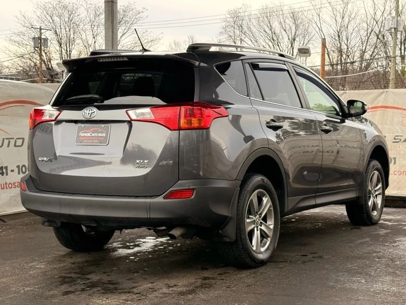 2015 Toyota RAV4 4th Gen - Image 9 of 12