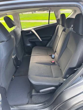 2015 Toyota RAV4 4th Gen - Image 14 of 20