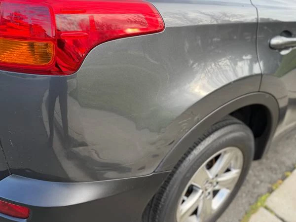 2015 Toyota RAV4 4th Gen - Image 6 of 20