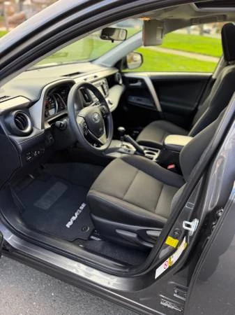 2015 Toyota RAV4 4th Gen - Image 12 of 20