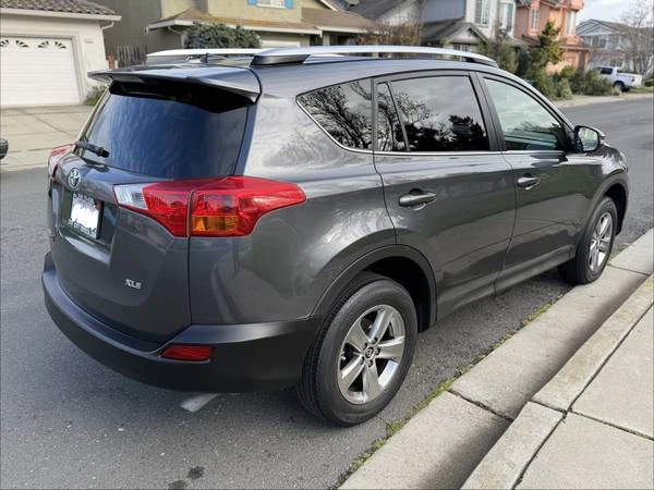 2015 Toyota RAV4 4th Gen - Image 5 of 20