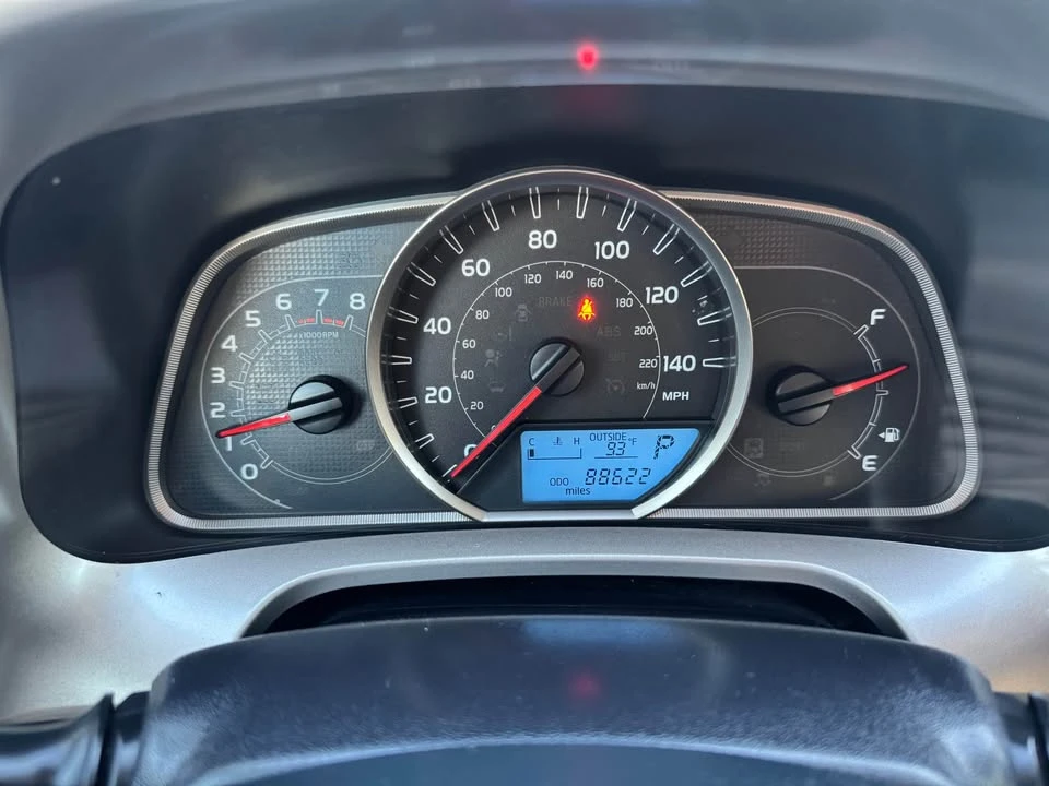 2015 Toyota RAV4 4th Gen - Image 17 of 20