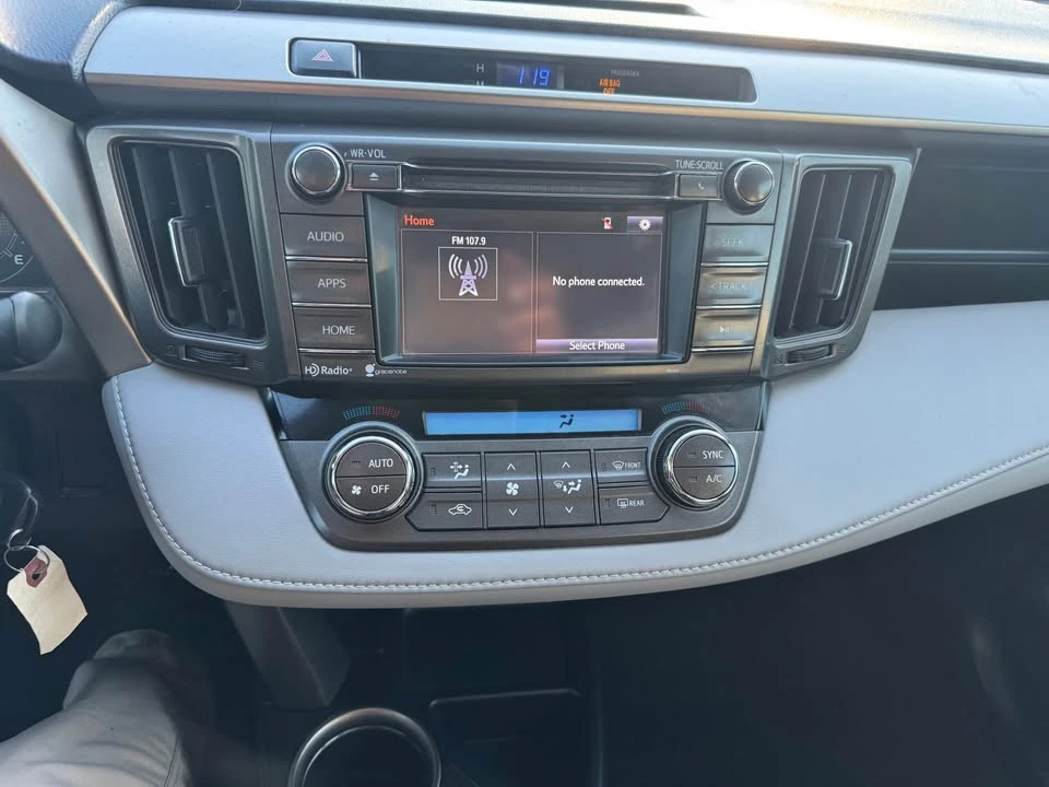 2015 Toyota RAV4 4th Gen - Image 19 of 20