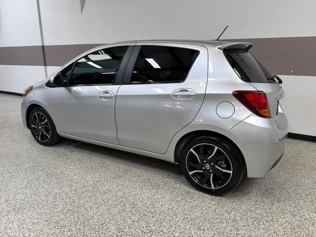 2015 Toyota Yaris - Image 6 of 21
