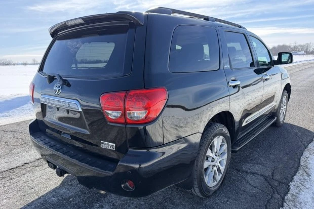 2015 Toyota Sequoia 2nd Gen - Image 2 of 6