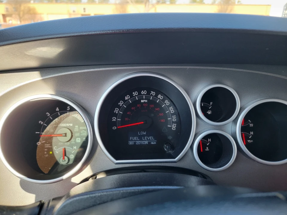 2015 Toyota Sequoia 2nd Gen - Image 9 of 20