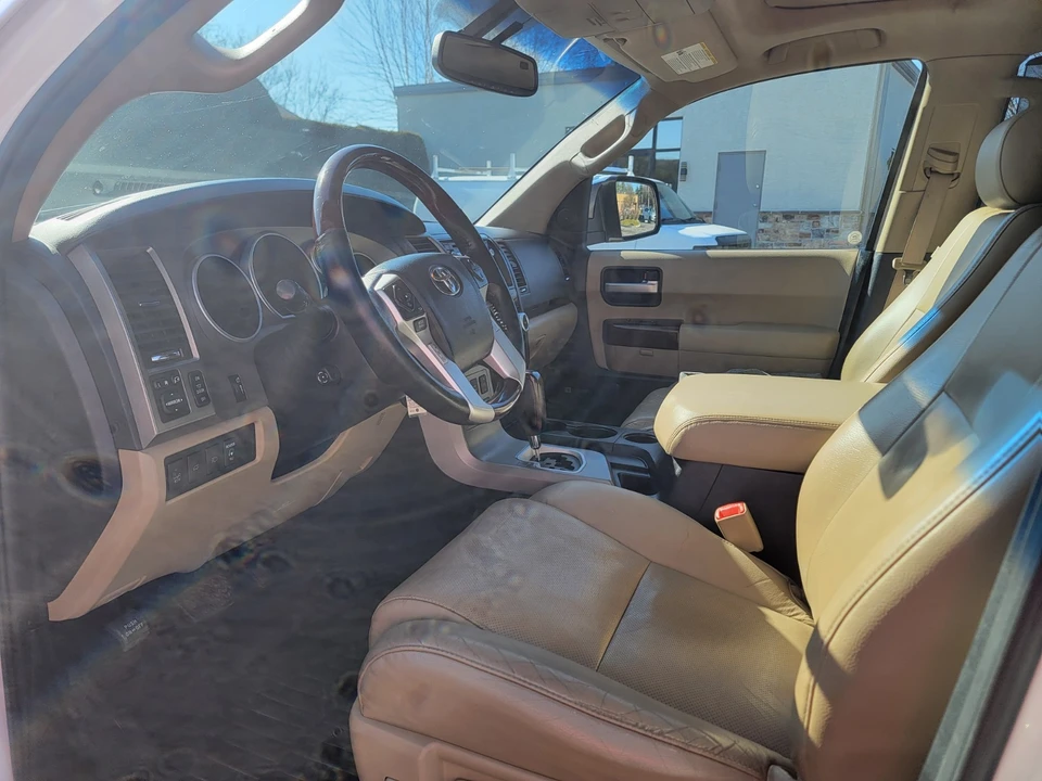 2015 Toyota Sequoia 2nd Gen - Image 15 of 20